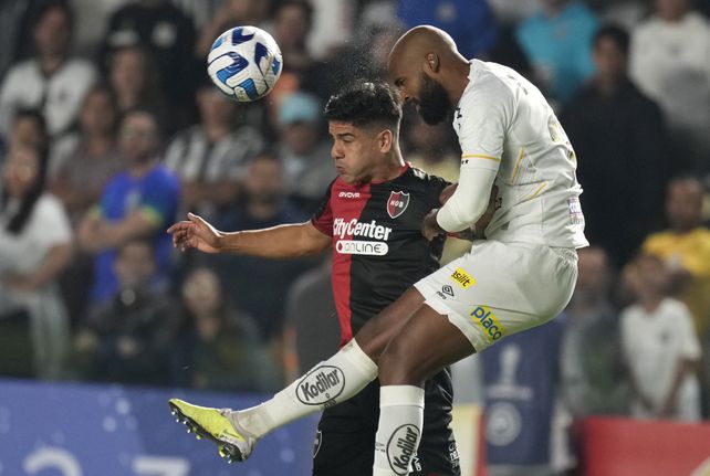 En Newell’s le están buscando un socio al paraguayo Jorge Recalde.