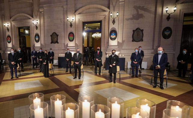 Acto por las víctimas de Covid