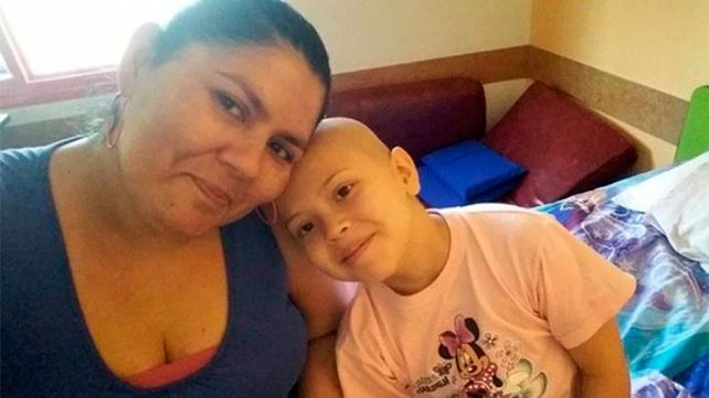 Ya está, ya pasó, las palabras de la mamá de Antonella tras el trasplante de médula