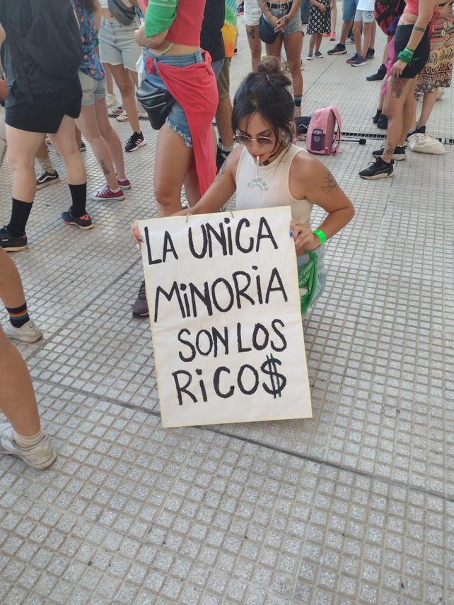 La Marcha Federal del Orgullo antifascista y antirracista replicó en varias ciudades de Entre Ríos. Postales de Paraná&nbsp;