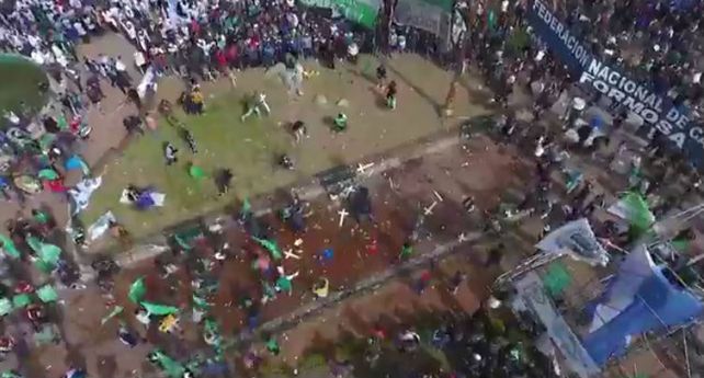 Incidentes en la previa el acto de la CGT