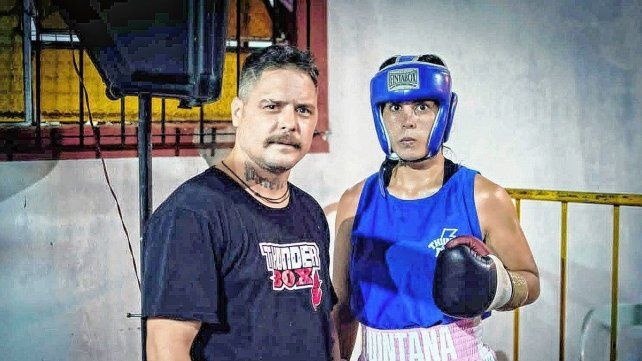 El DT y promotor Totino Caunedo del Thunder Box junto a su pupila Melisa Quintana