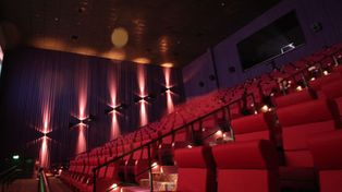 Será obligatorio implementar sistemas para hipoacúsicos en salas de cine