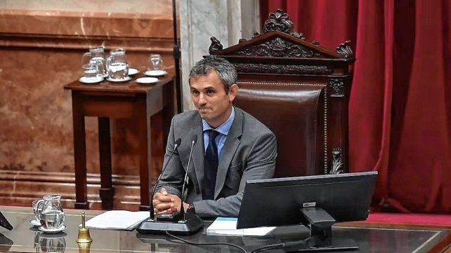 Ley Bases: ratifican que el oficialismo insistirá con Ganancias Ley Bases: ratifican que el oficialismo insistirá con Ganancias