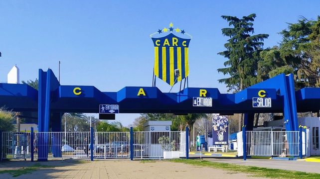 El ingreso a la Ciudad Deportiva de Rosario Central en Granadero Baigorria.&nbsp;