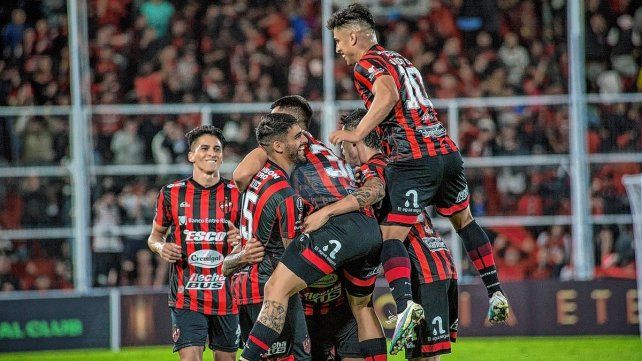 Patronato abrirá la serie de playoffs de la Copa Sudamericana en el Grella.