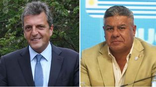 El ministro de Economía, Sergio Massa, y el presidente de la AFA, Claudio Chiqui Tapia, anunciar