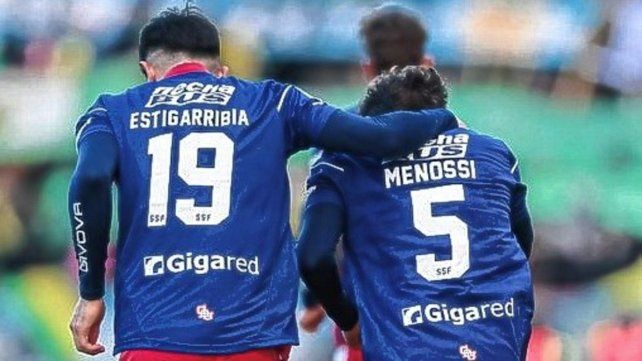 Unión venció 3-1 a Aldosivi y sumó su primera victoria como visitante.