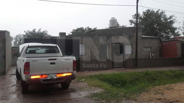 El 2 abril. Pesquisas allanaron la vivienda de un hombre sindicado por venta de drogas pero no lo encontraron. En el lugar se procedió al secuestro de una camioneta Toyota Hilux blanca.&nbsp;