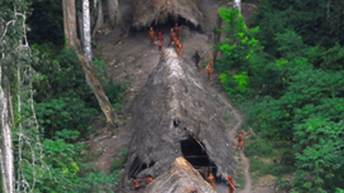 Perdidos En El Tiempo Descubren Una Nueva Tribu Aislada En El Amazonas 