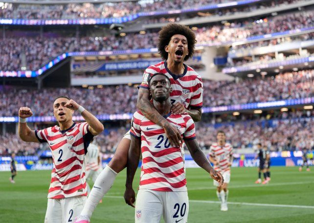 Folarin Balogun fue la gran figura local en el debut del Mundial 2026.