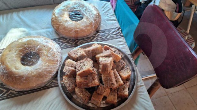 DESAYUNO. Paranaenses entregaron donaciones en Bahia Blanca