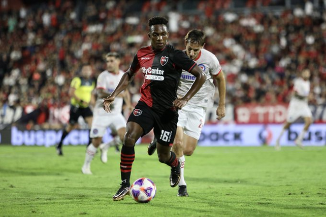Final del partido: Newells y Argentinos quedaron en deuda y empataron 0 a 0
