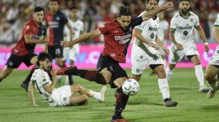 Guillermo May reclamó un dinero y la Fifa le dio la razón. Newells debe pagar 450 mil dólares.