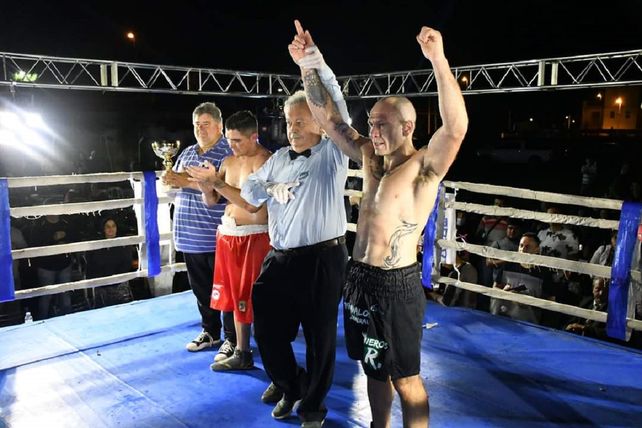 Mansilla ganó por Nocaut en la noche de Sportivo Entre Ríos
