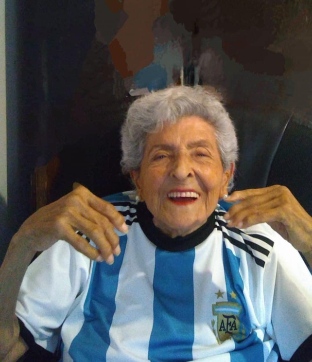 La abuela nacida en Tucumán de 100 años tiene la ilusión de saludar a Di María.