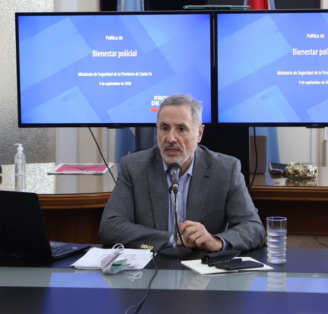 Sain volvió a mostrar cómo serán los aumentos salariales para la Policía provincial