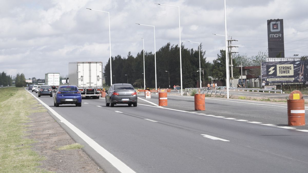 Crece el tránsito entre Rosario y Funes y apuran obras en la autopista
