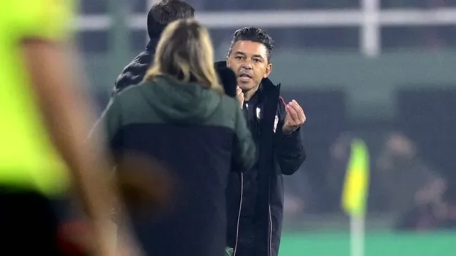 Beccacece y su partido aparte ante los de Gallardo. Lindo cruce.&nbsp;