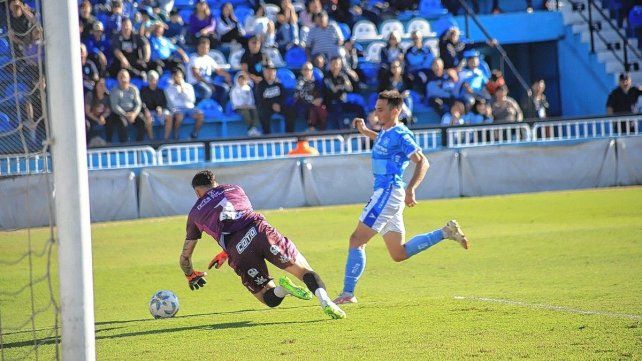 Nahuel Cainelli está en el radar de Colón.