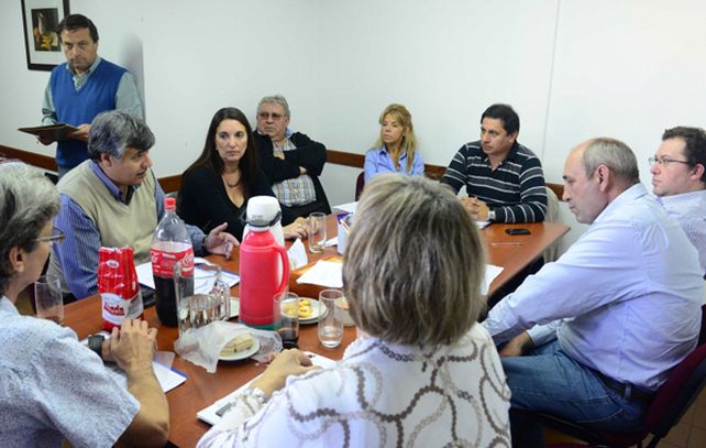 Los legisladores de Asuntos Laborales recibieron al sindicato.