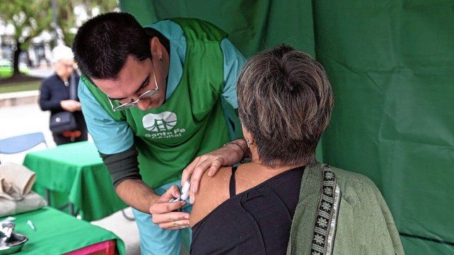 Vacunación: dónde recibir las dosis contra la gripe y la neumonía esta semana