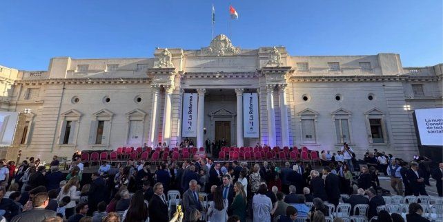 Santa Fe estableció el jurado clásico penal, civil y en todos los fueros en su nueva Constitución