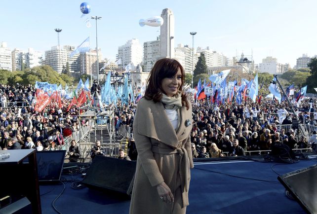 ¿Quiénes fueron los presidentes que participaron de los actos del Día de la Bandera?