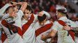 River Plate goleó a Blooming en el Monumental y terminó primero de su grupo