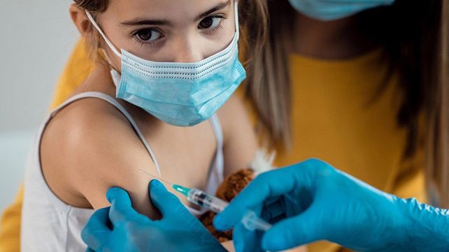 El consejo de ministros de Salud apoyó avanzar con la vacunación de niños y niñas de 3 a 11 años.