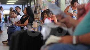 Poco movimiento por el recambio turístico en la terminal de Santa Fe