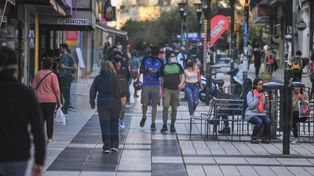 Paraná: después del fin de semana largo se resuelve el nuevo horario comercial