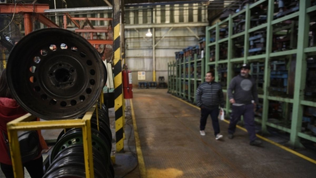 Mefro Wheels continúa cerrada y la UOM exige una respuesta estatal