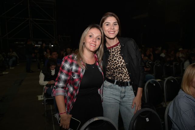 Abel Pintos se presentó en Rosario