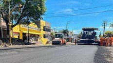 Los trabajos de pavimentación de avenida Zanni, en Paraná, avanzaron durante el fin de semana