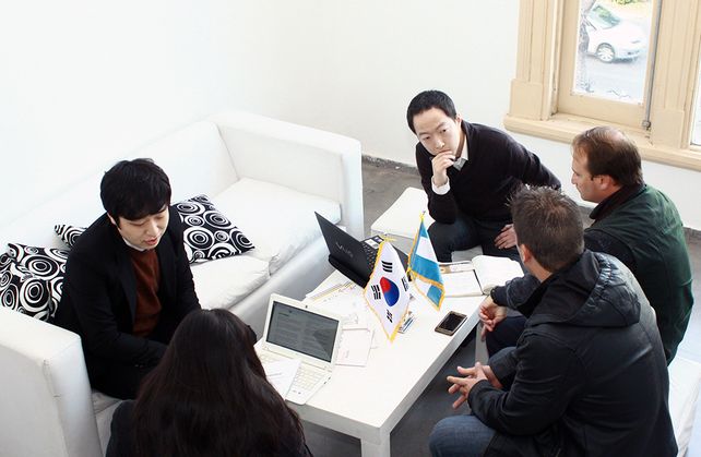 Empresarios, importadores y mayoristas participan de la Semana de Comercio Exterior