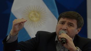 “Está claro que estamos en una situación crítica en materia social y evaluamos permanentemente qué medidas de ayuda tenemos que aplicar”, dijo Arroyo.