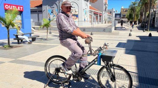Ramón Godoy, el guardián del filo en las calles de Paraná