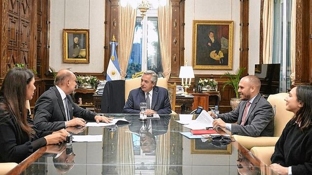 El acuerdo por la deuda de Nación con Santa Fe es por 151.800 millones de pesos en bonos
