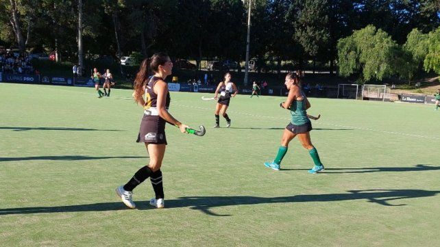 El equipo Albinegro derrotó 7 a 2 a su par Verde y es uno de los escoltas de la Zona Campeonato del Torneo Dos Orillas.