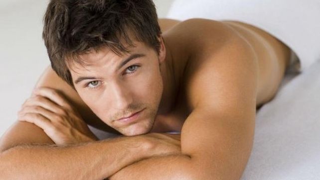 Científicos aseguran que el tamaño de los testículos desenmascara a los hombres infieles