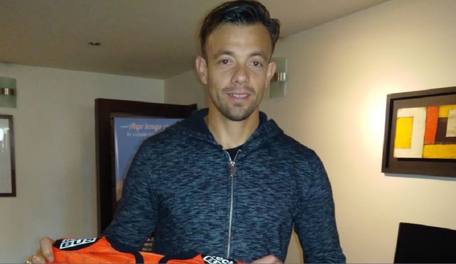 Colón presentó oficialmente a Leonardo Burián