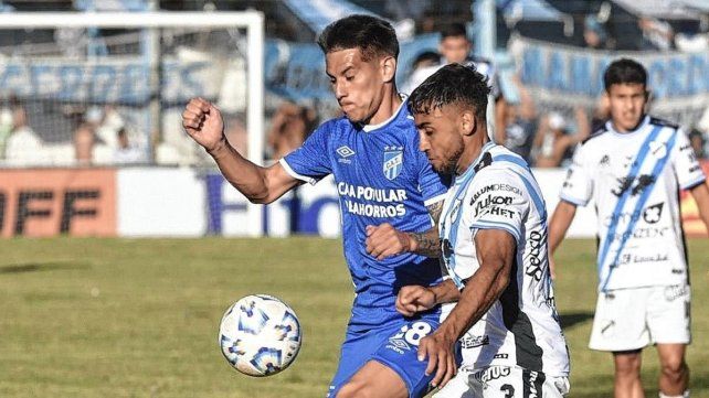 Carlos Auzqui es nuevo refuerzo de Agropecuario.