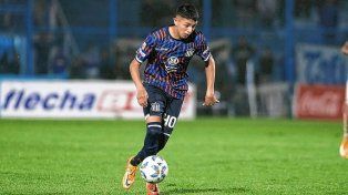 El extremo Bruno Juncos llegó a Colón, como parte de la transferencia de Botta a Talleres.