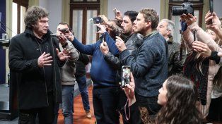 Proponen crear por ley salas de periodistas permanentes en los poderes del Estado