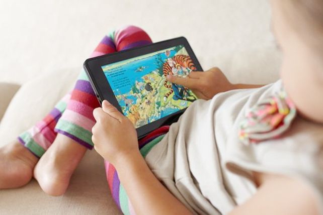 El uso de tablets daña la salud de los más pequeños
