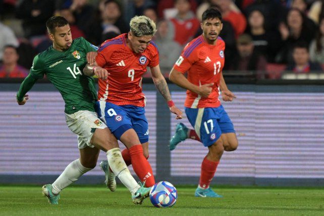 Bolivia aguantó el resultado en Chile.
