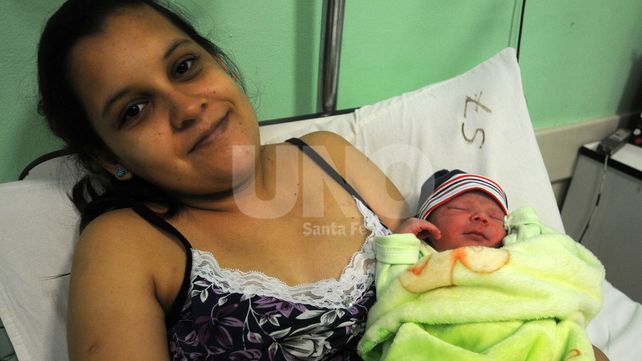 Benjamín y Daniela disputaron el título de primer bebé del año