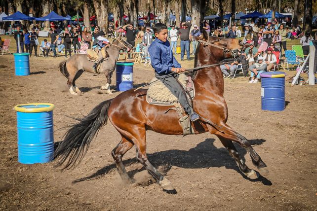 Luis Palacios se posiciona en la región por sus fiestas populares