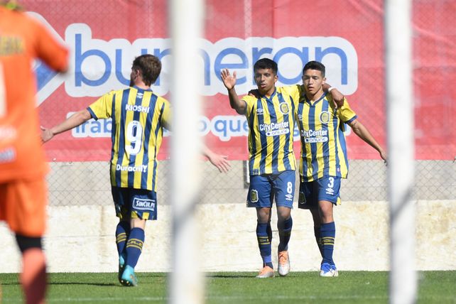 El Pupi Ferreyra es hoy el máximo referente que tiene  la reserva de Central que dirige Pirulo Rivarola.